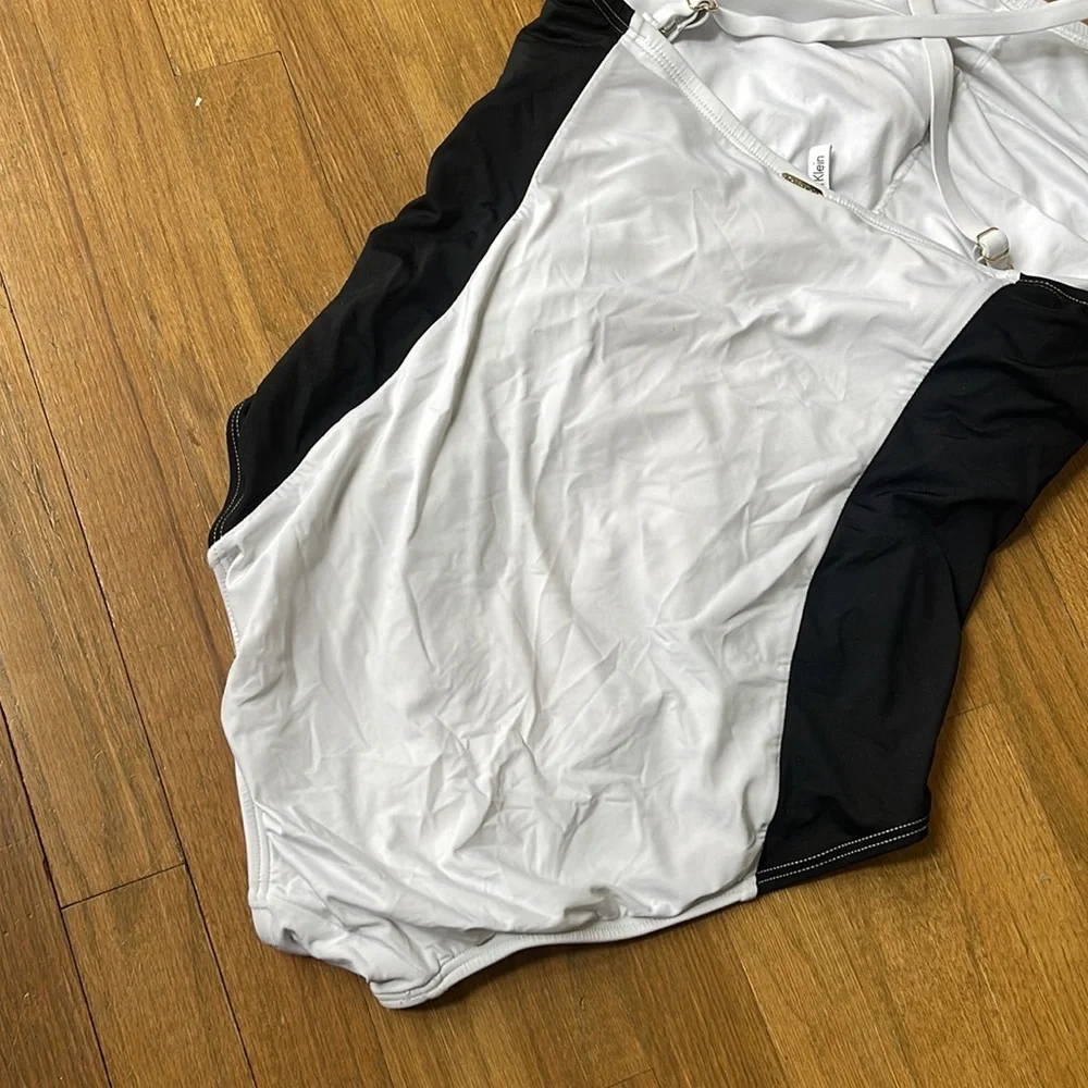 CONSERVATIVE SWIM SUIT 14 | boob hiding swim suit 14 | worn once or twice